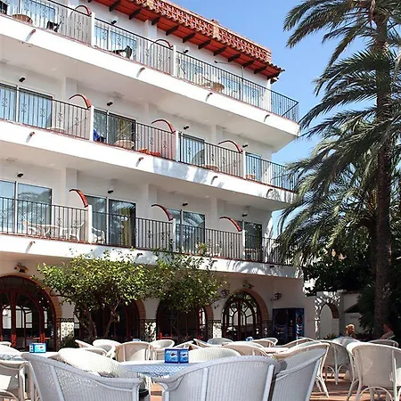 فندق Platja 3*
